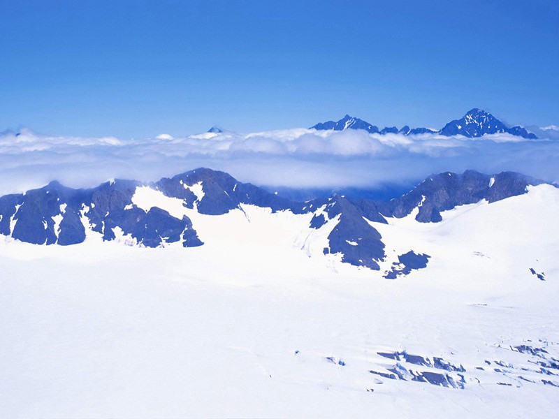 再经,再经胡城县,去岁曾经此县城